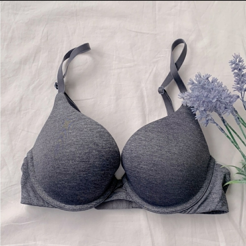 32B Victoria Secret T-shirt Bra Gray